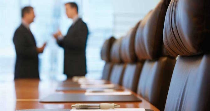 Laudos para processos de cisão, fusão e incorporação.